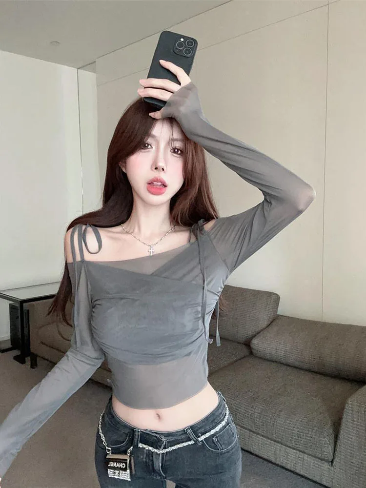 섹시한 시스루 긴팔 여성 티셔츠, 오프 숄더 스트랩, 배꼽이 드러나는 숏컷 여성 티셔츠