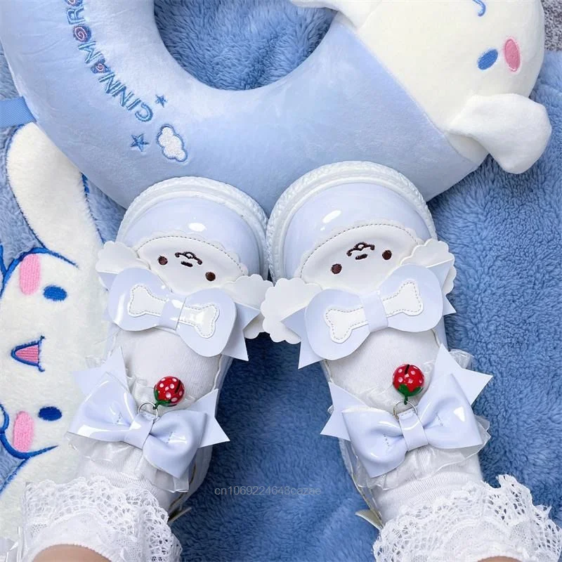 Nowa Sanrio Cinnamoroll buty Mary jane kobiet Y2k Preppy słodka Lolita buty z pętelkami moda Cosplay wszechstronny małe skórzane buty