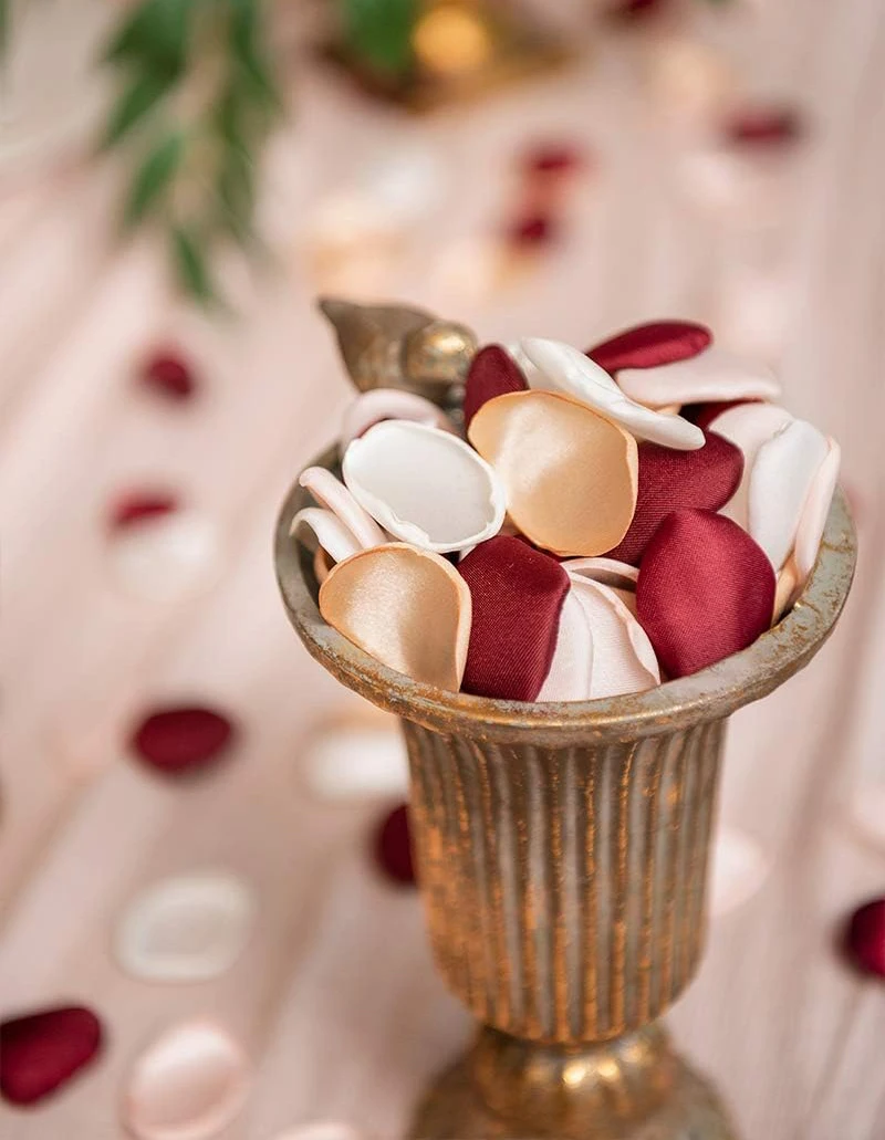 100pcs/bag Mixed Color Silk Satin Rose Petals for Wedding Marriage Table Decoration Vanlentine\'s Day Birthday Party Decor