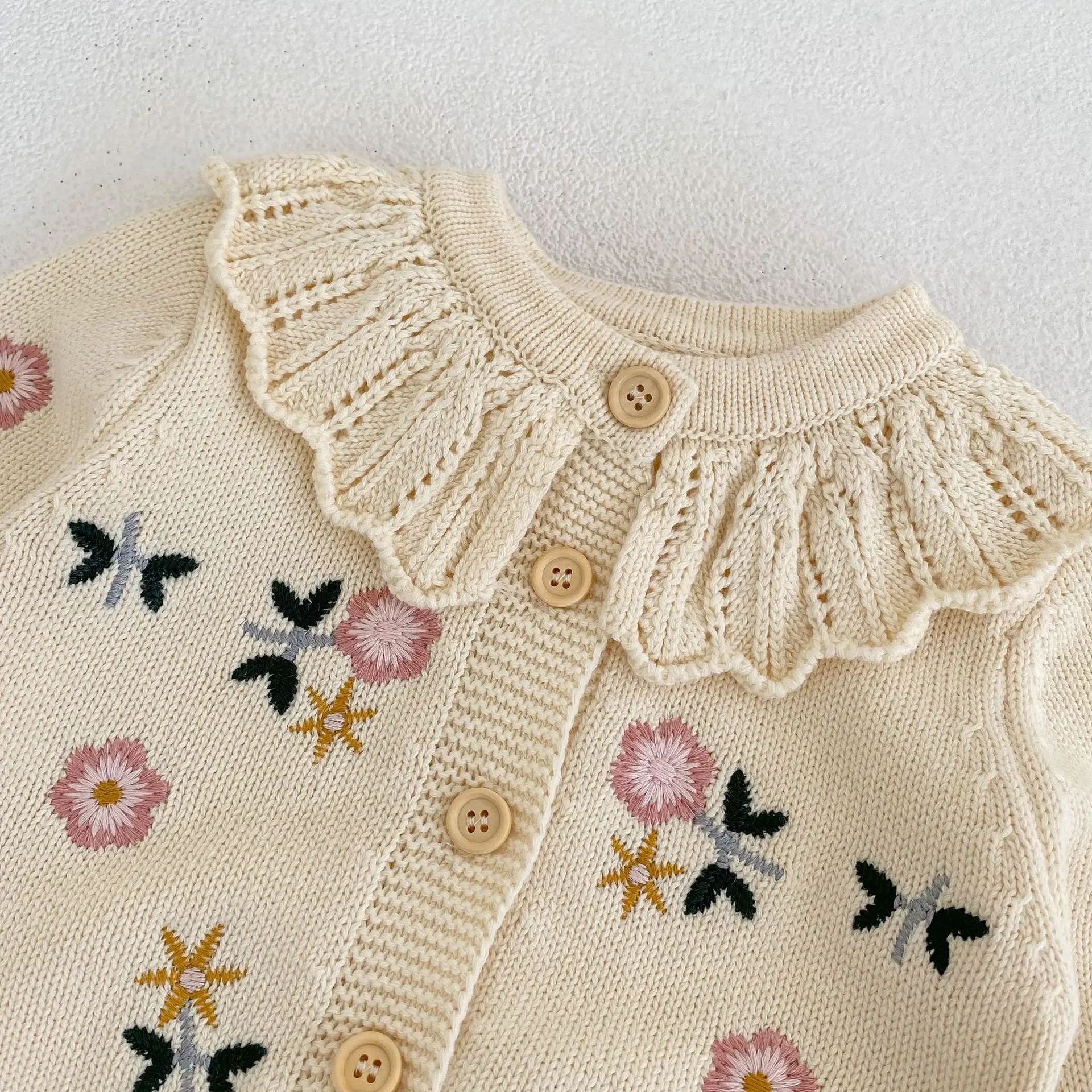 2025 Spring Girls Sweater Versatile Children's Flower Embroidered Lotus Leaf Collar Knitted Cotton Long Sleeved Cardigan Coat