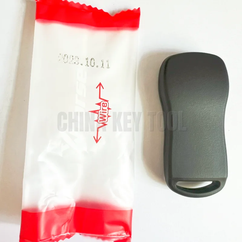 Xhorse VVDI Key Tool VVDI2 Wire Remote Key 3+1 Button XKNI00EN