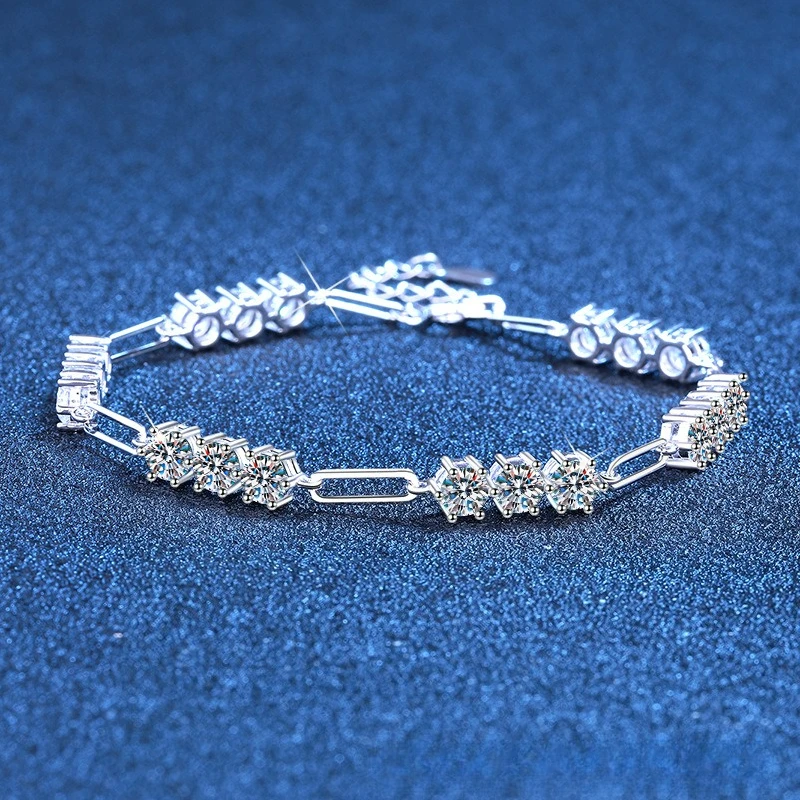 

Platinum PT950 18K Gold 5.4 Carat Moissanite Bracelet with High-end Feel, Light Luxury, Versatile Accessories for Women