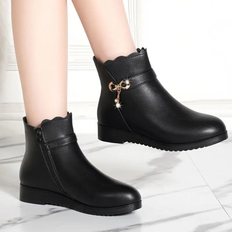 2023 Winter Leather Waterproof Women Casual Boots Women Thick Plush Warm Ankle Boots Female Comfort Cotton Boots