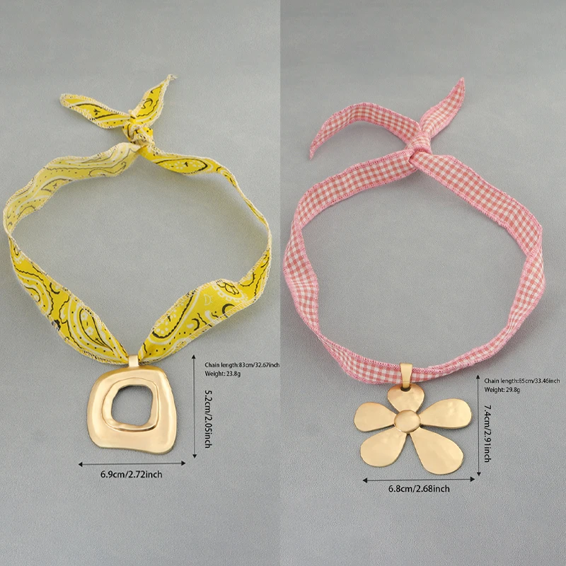 

1pc Bohemian Print Rope With Chunky Round/Flower/Pendant Fashionable Fabric Strap Necklace With Geometric Metal Pendant Jewelry