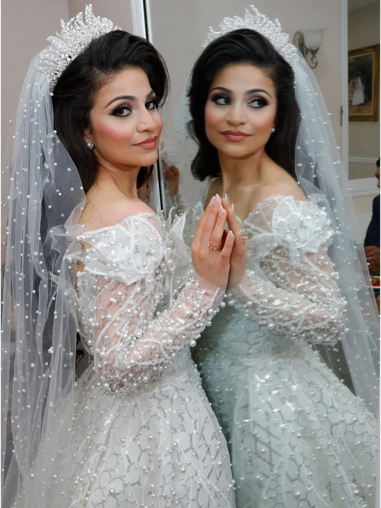 2026 Woman Luxury Pearl Beaded Ball Gown Wedding Dress Elegant Long Sleeve Bridal Gown Plus Size Vestido De Novia Custom