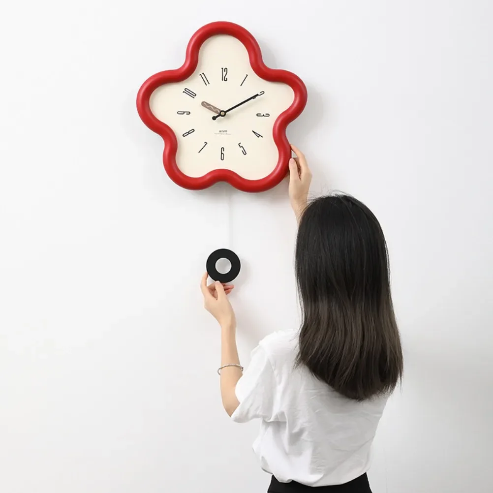 Cream Style Living Room Wall Clock Minimalist Digital Clock Restaurant Creative Swinging Digital Wall Clock Home Decoration