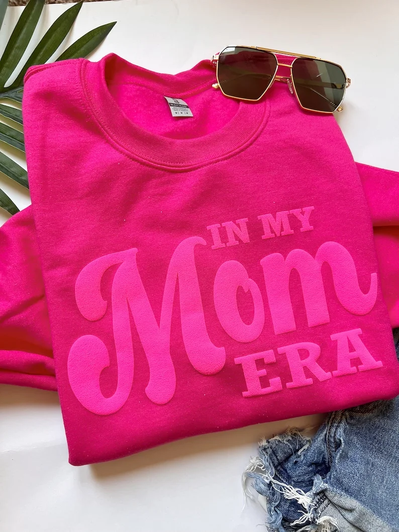 In My Mom Era Sweatshirt Gift For Mommy Sweatshirt Unique Girl Mom Tops Long Sleeve Pink Mom Gifts Mama Sweatshirts