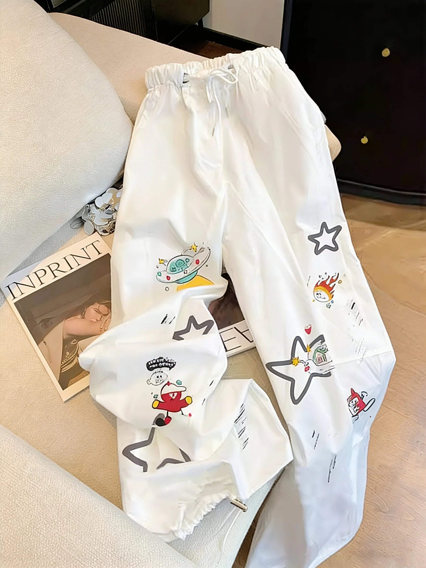 

Белые повседневные брюки с ретро-граффити и завязками, свободного кроя, унисекс, летний дизайн, уникальные универсальные длинные брюки в уличном стиле