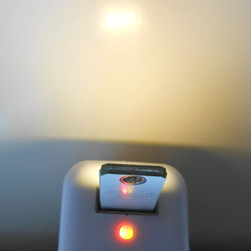 โต๊ะคอมพิวเตอร์แหล่งจ่ายไฟมือถือชิป LED Nightlight แบบพกพา LED Light Dropship