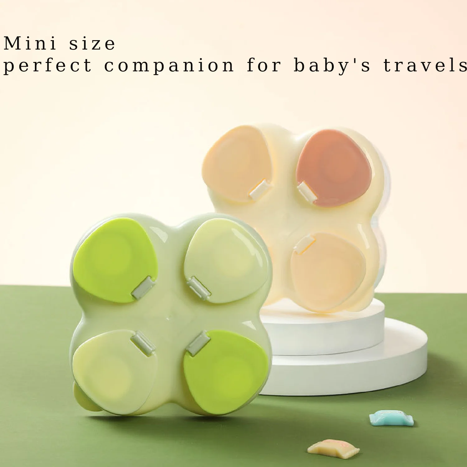 

Портативная коробка для детского сухого молока с четырьмя листами клевера, дополнительная упаковочная коробка для детского сухого молока, 4 дополнительных отделения для использования на открытом воздухе