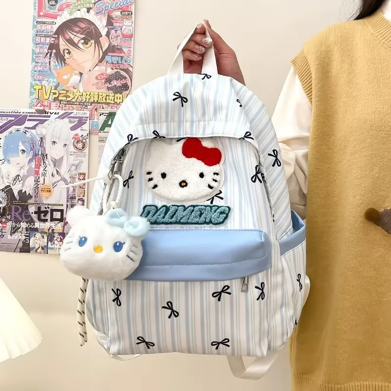 

Hello Kitty High Beauty Cartoon Backpack Women's 2025 Spring New Lightweight Small Backpack Simple Student Backpack with Pendant