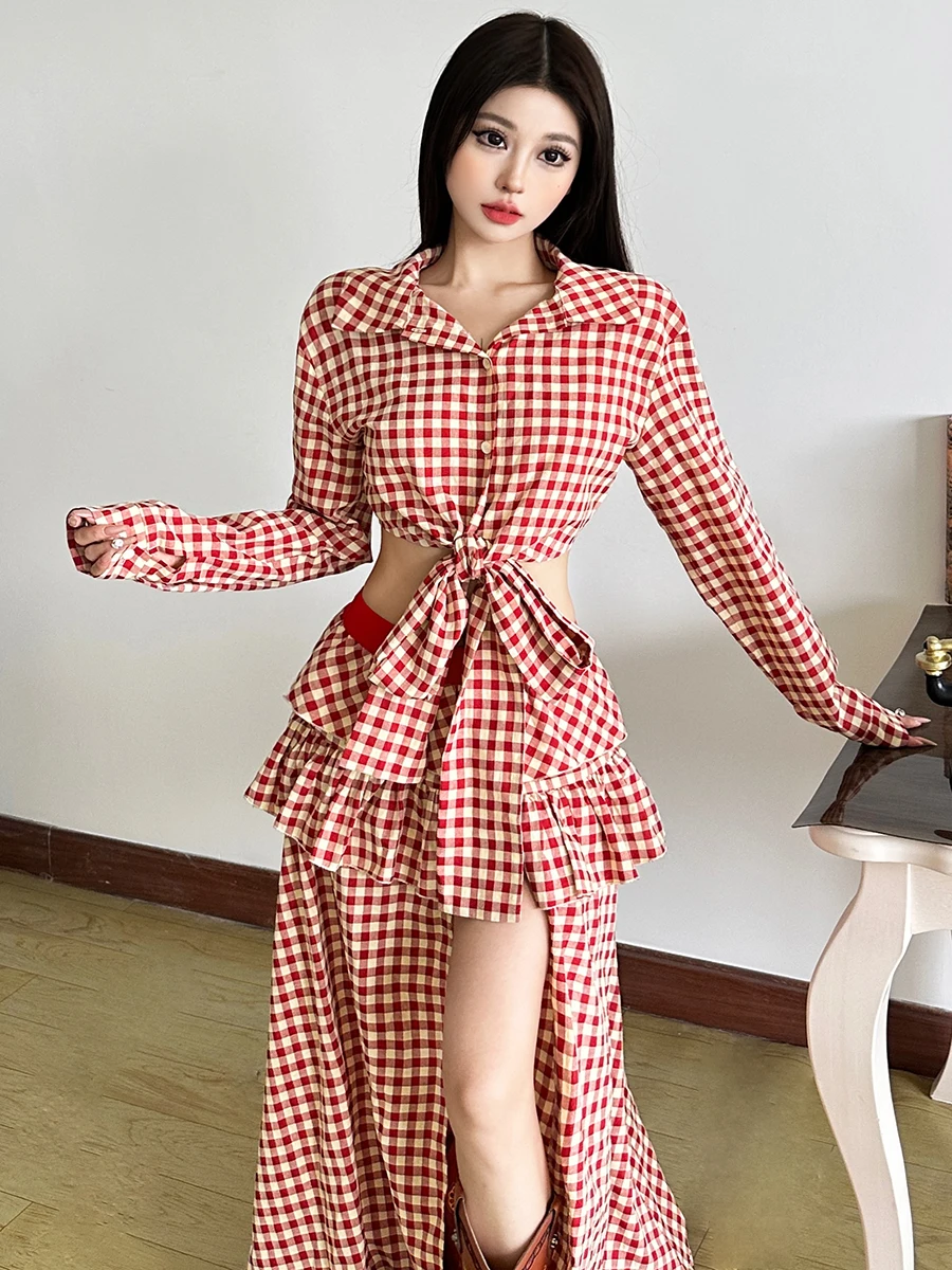 ชุดเสื้อและกระโปรงผ่าข้างสไตล์เรโทร ดีไซน์ผูกโบว์หวานซ่อนเปรี้ยว สำหรับผู้หญิง แฟชั่นทันสมัยและเซ็กซี่