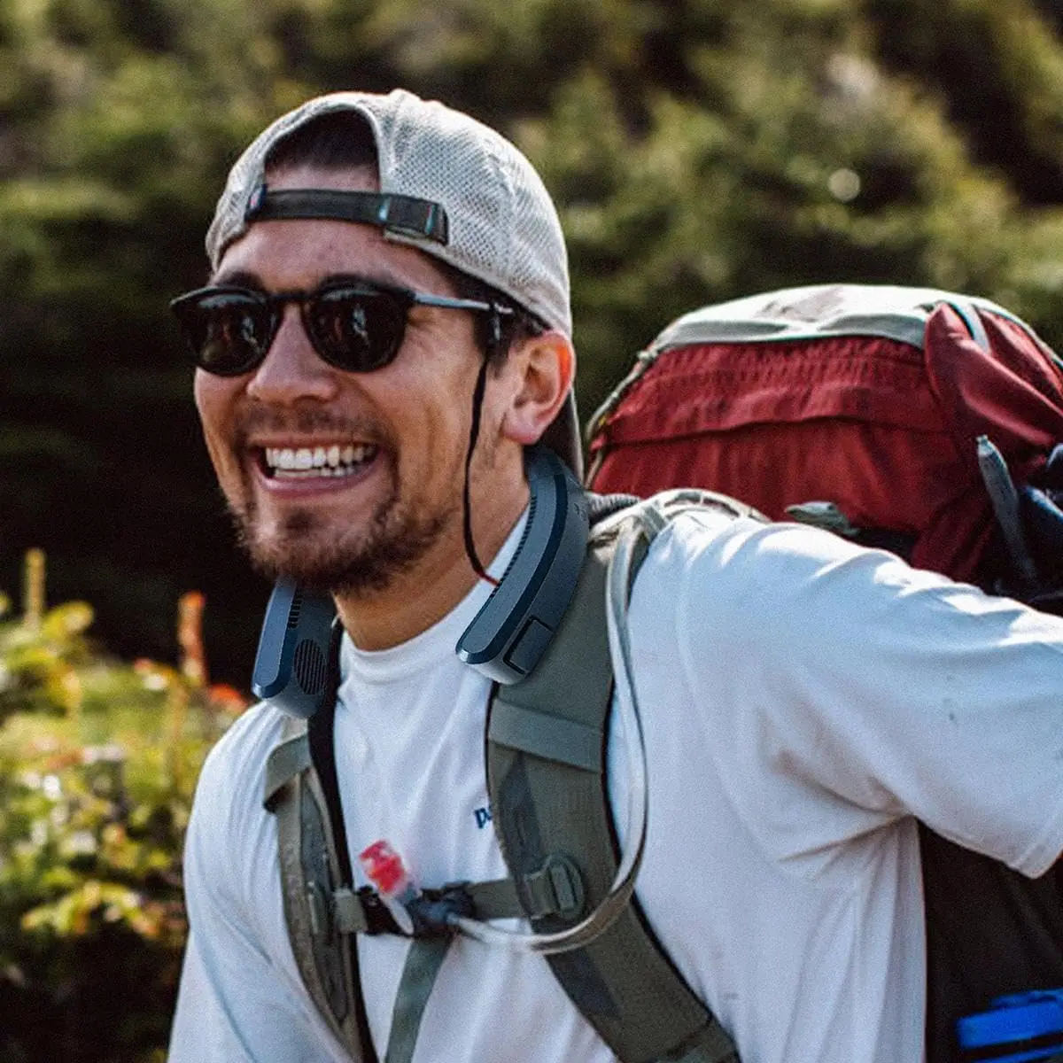 Aire acondicionado portátil para el cuello – Dispositivo de enfriamiento para el cuello y la cara con batería recargable – Diseño sin aspas