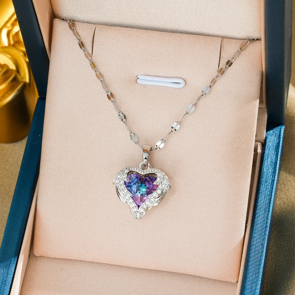 한국 버전의 라이트 럭셔리 베스트 프렌드 쇄골 체인, 바다 하트가 있는 눈부신 티타늄 스틸 목걸이