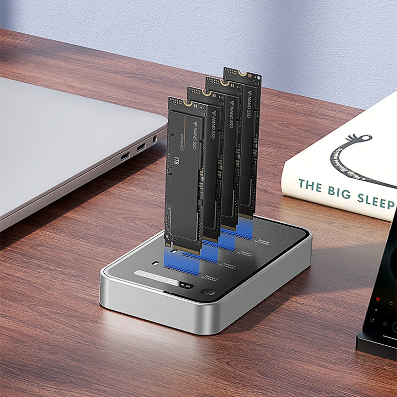 4-Bay Hard Drive Duplicator M.2 NVMe SSD Expansion Dock Supports Offline Cloning 40Gbps Interface External SSD Enclosure