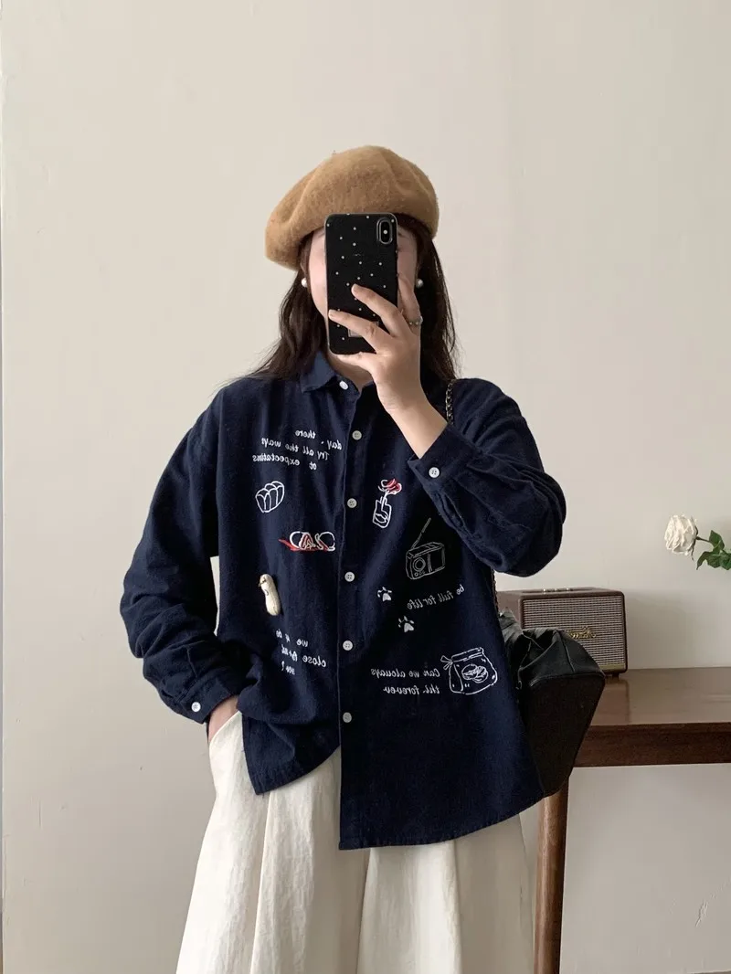 [Klaar voorraad] Hoge kwaliteit dames 100% katoenen garen blouse shirt herfst borduurwerk camera losse geschuurde shirts met lange mouwen