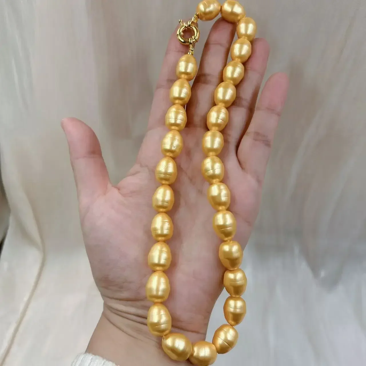 12x15mm 17inch Shinning Teardrop Yellow Natural Shell Pearl Birthday Jewelry Gift Elegant Classic  Women Short Chokers Necklace