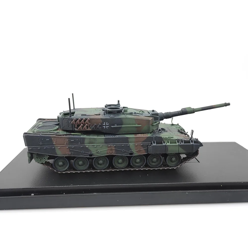 

PANZERKAMPF Iron Flow 1:72 Scale German Leopard 2A4 Main Battle Tank Simulation Glue-free Combat Vehicle Model Collectible Toy