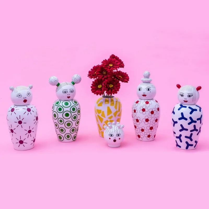 Nordic designer five continents doll ceramic vase, simple and creative home desktop ornament, anti-drop flower pot