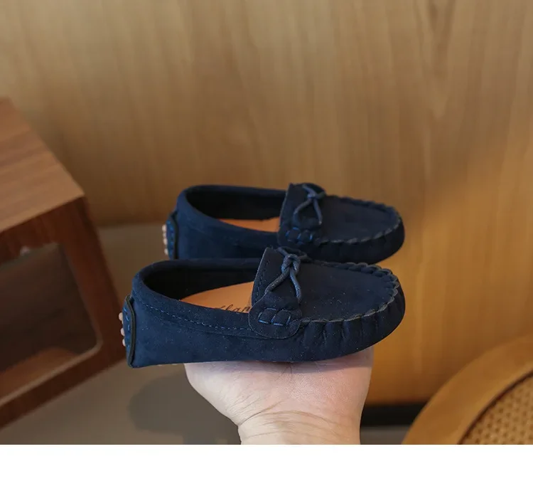 Mokassins für Jungen und Mädchen, weiche, atmungsaktive Slip-On-Schuhe für Kinder, modische, lässige Slipper, flache Schuhe mit Knoten, klassischer britischer Stil, neu – Detail 7