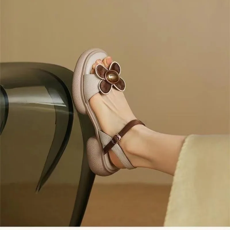 Mid Heel Square Heel Modern Sandals Buckle Strap Classics 2024 High Quality Shoes Female Solid Flower Women\'s Sandals Sandálias