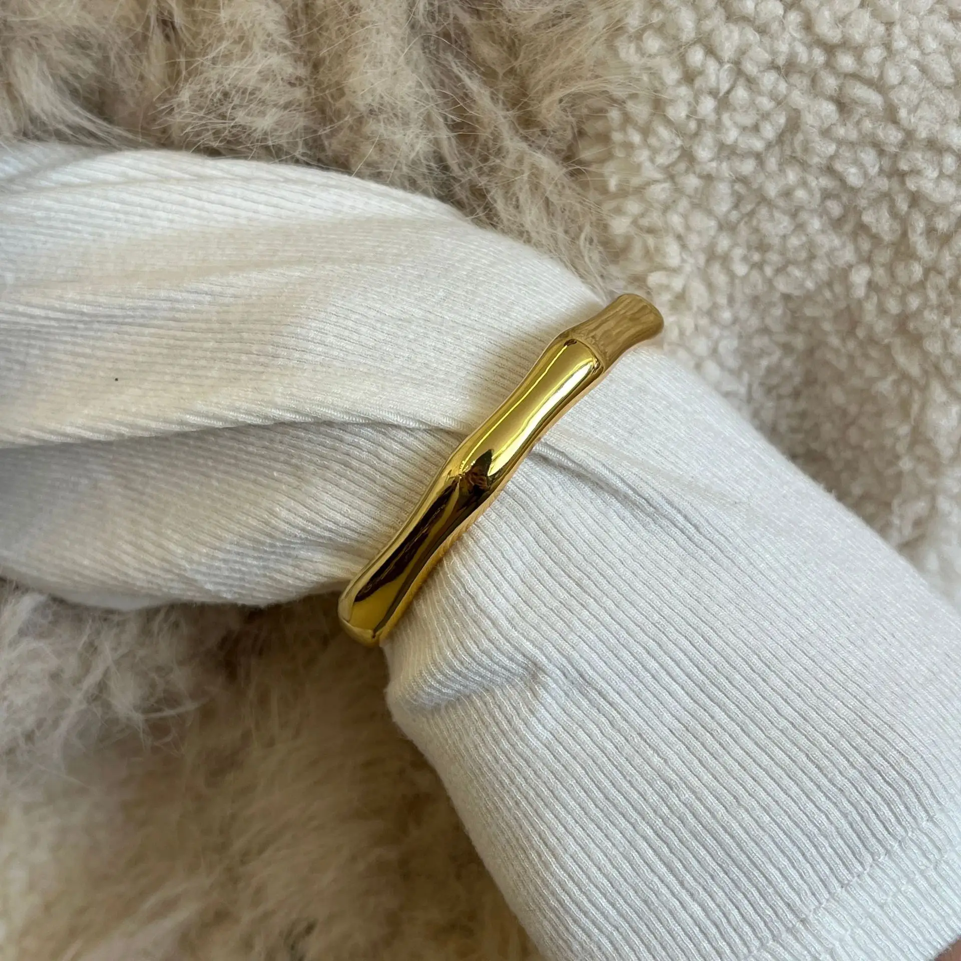 Brass With 18K Statement Chunky Simply Bangle Women Jewelry Designer T Show Runway Gown Rare INS Japan Korean Trendy