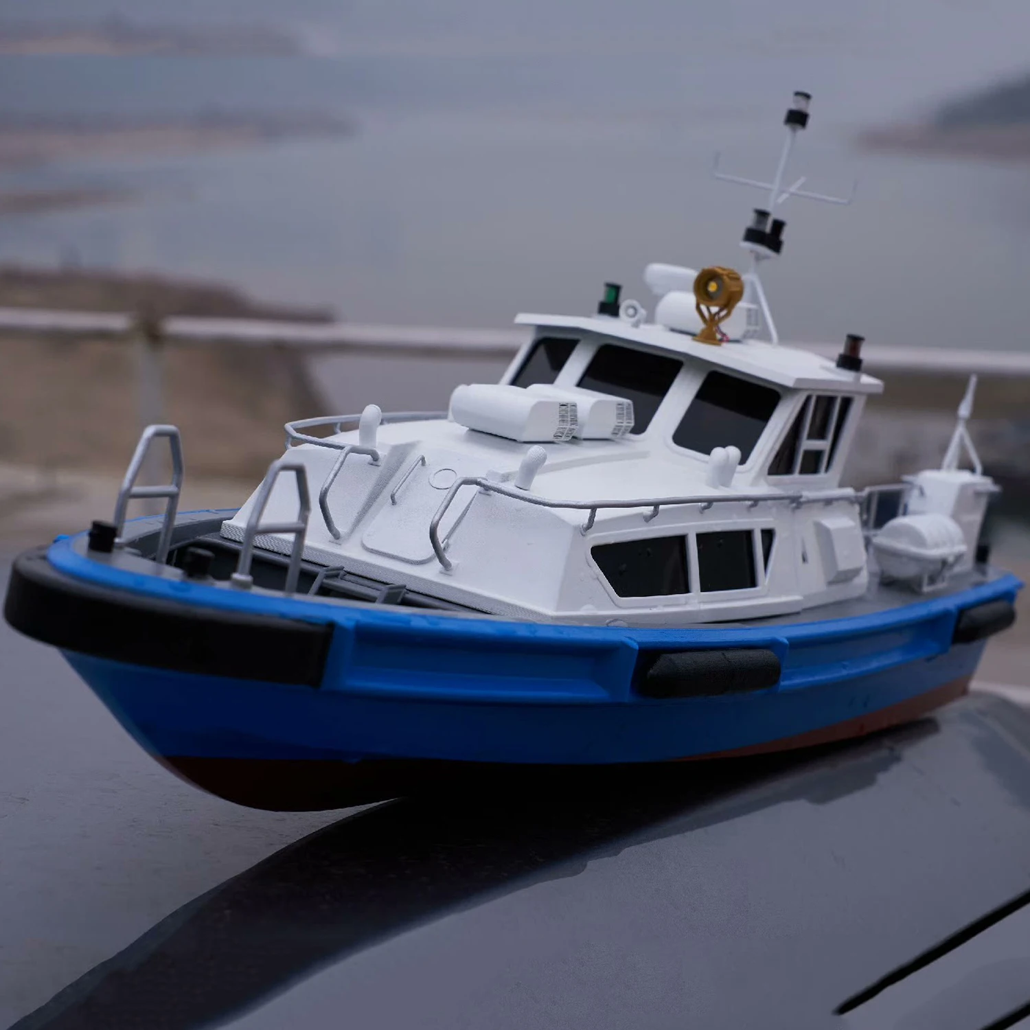 

1/25 RC Boat 65cm Dual Brushless Motor DAMEN Remote Control Boat Simulation 1605 Patrol RC Boat Model RTR Adult Toy Gift