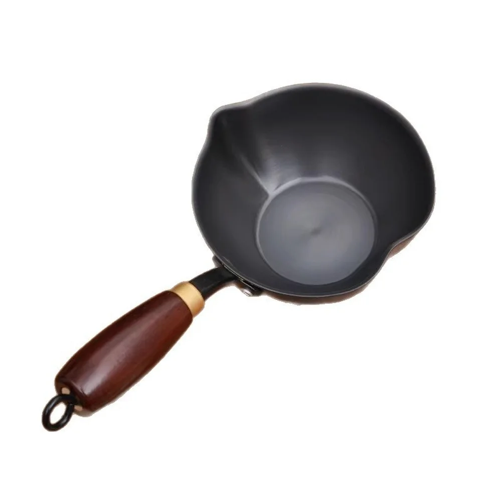 مقبض خشبي صغير على شكل قلب من الحديد الزهر لقلي الزيت والتوابل حتى توزيع الحرارة وصنبور مقاوم للانسكاب #5