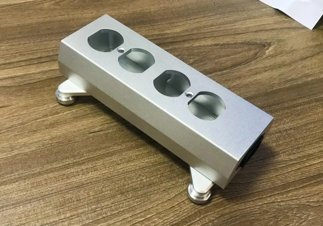 All aluminum CNC  American standard 4-bit US power socket box DIY housing aluminum alloy US standard socket box