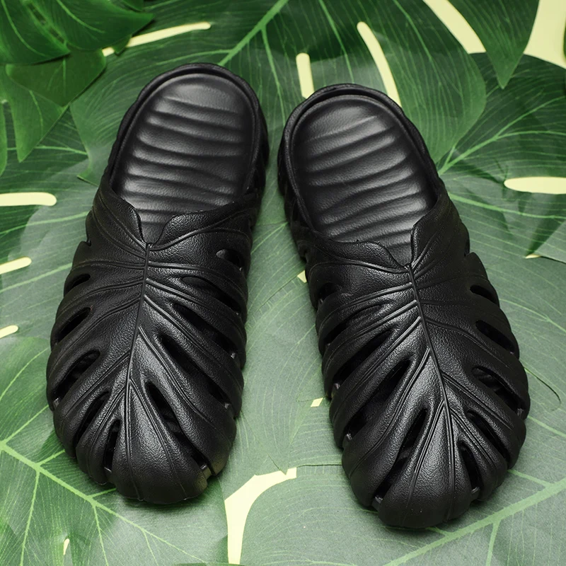 Chinelos Monstera Deliciosa para homens e mulheres, sandálias ocas, sapatos de jardim de verão, sapatos de praia sem deslizamento PU Hole, monocromáticos