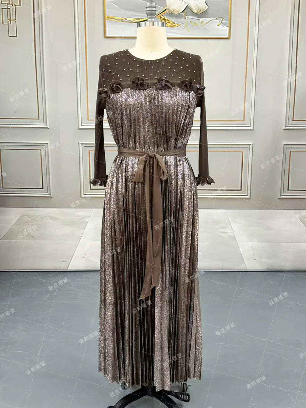 

European and American style pleated temperament plus size women's clothing high-end beaded hot stamping pleated dress-GZXX988