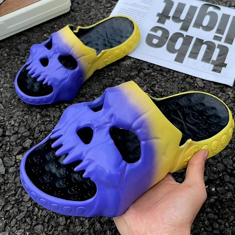 Children Slippers Men Skulls Fashion Summer Wear and A Sense of Stepping on Feces EVA Anti Slip Boys Shoes Sandals Flip Flops