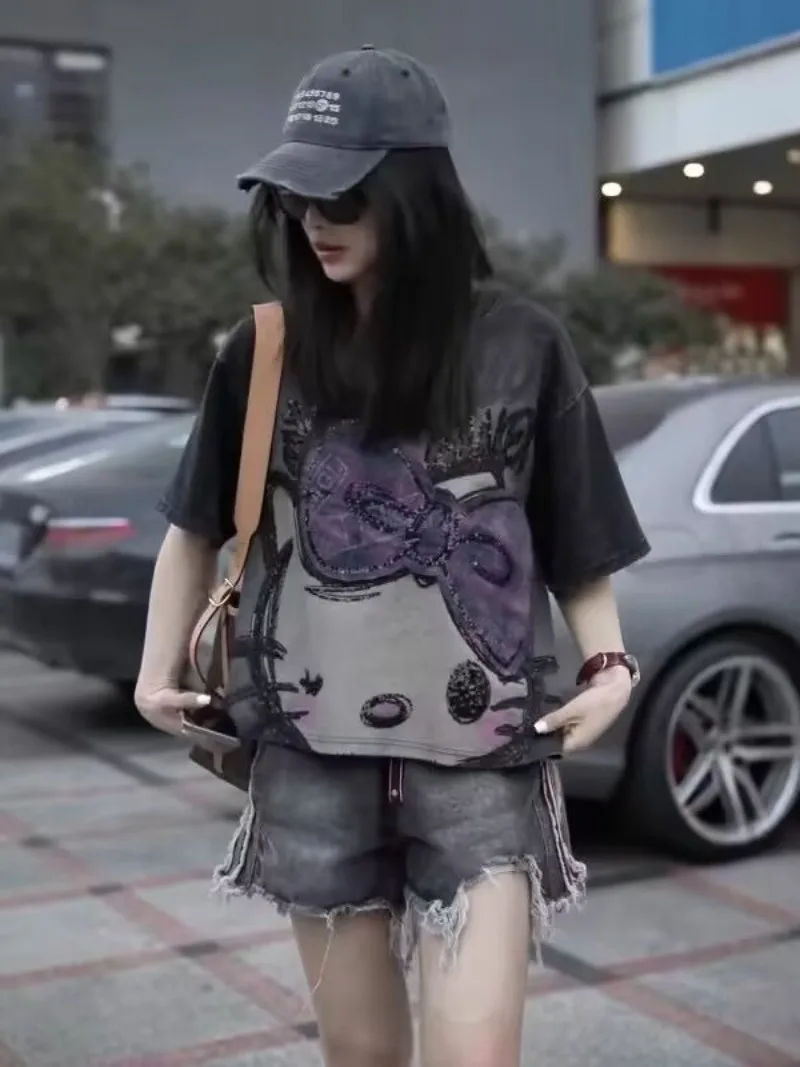 

Женская одежда в американском стиле ретро, весна/лето, футболки с короткими рукавами и вышивкой «Hello Kitty», свободные милые черные топы