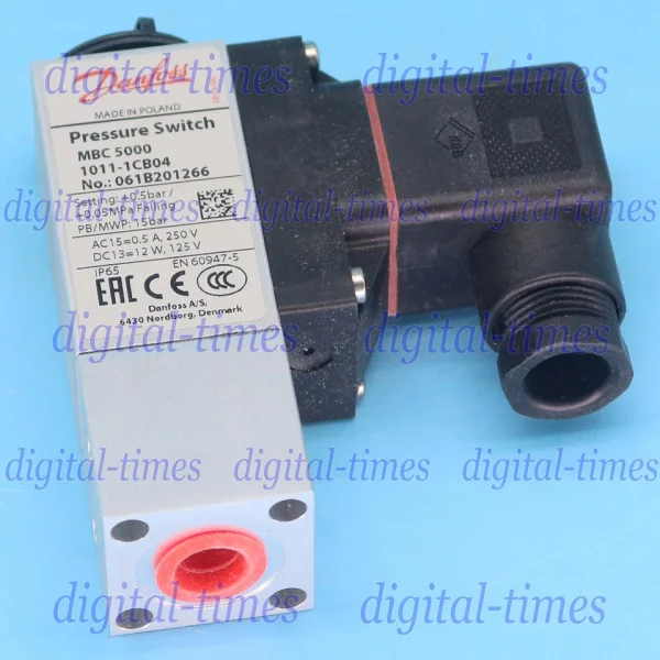 

F000 061b201266 Совершенно новый оригинальный Spot Plc