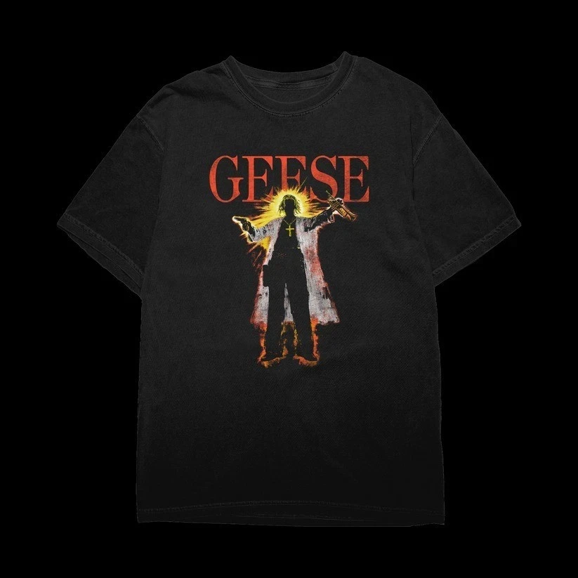 Nueva Camiseta de la Banda Sacred Doll Goose, Regalo para Fans, Camiseta Estampada para Conciertos, Camiseta Casual Cómoda de Manga Corta para Fans