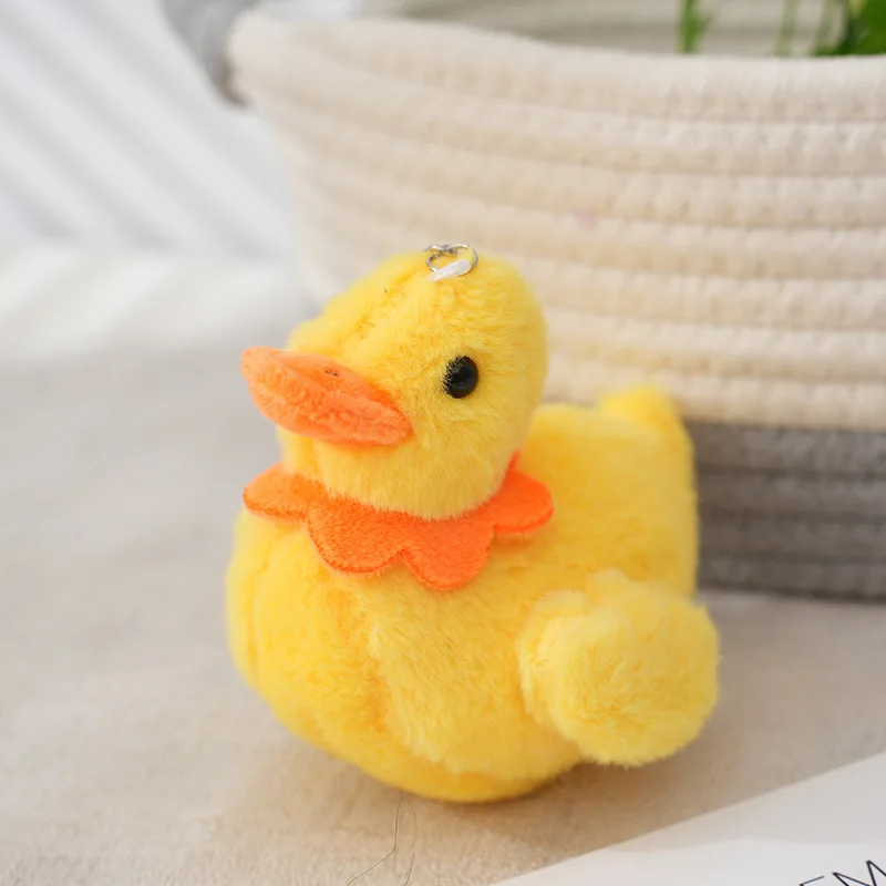 1 pçs 12cm bonito pato brinquedo de pelúcia chaveiro saco decorativo pingente boneca dos desenhos animados pato amarelo pelúcia boneca brinquedo presentes das crianças