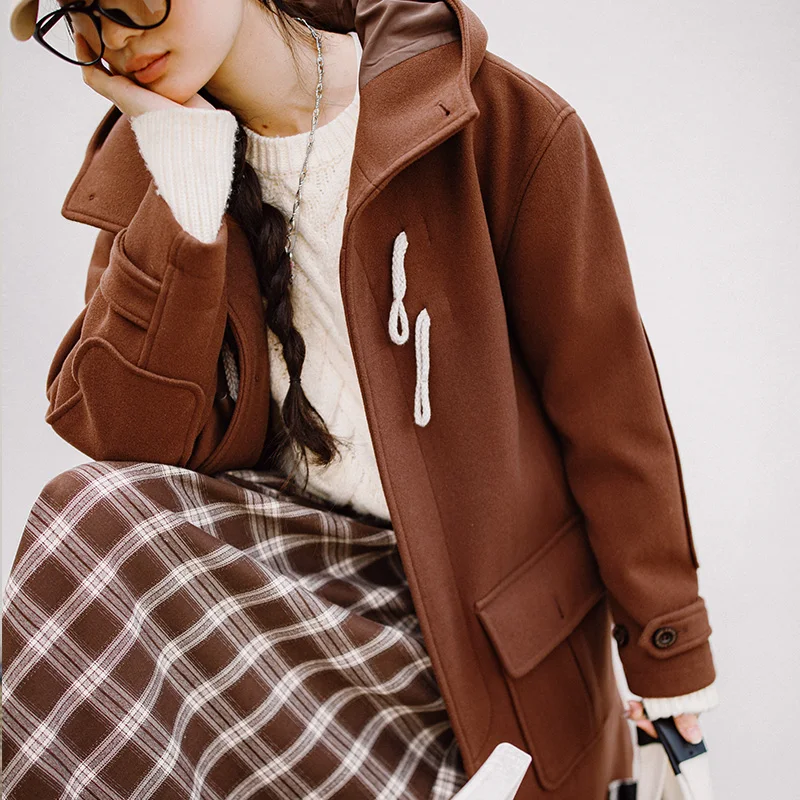 Damski płaszcz Maden, imitacja wełny, z kapturem, gruba kurtka zimowa, średniej długości, w stylu vintage preppy, luźny krój, do pracy, z guzikami z rogu. — zdjęcie 5