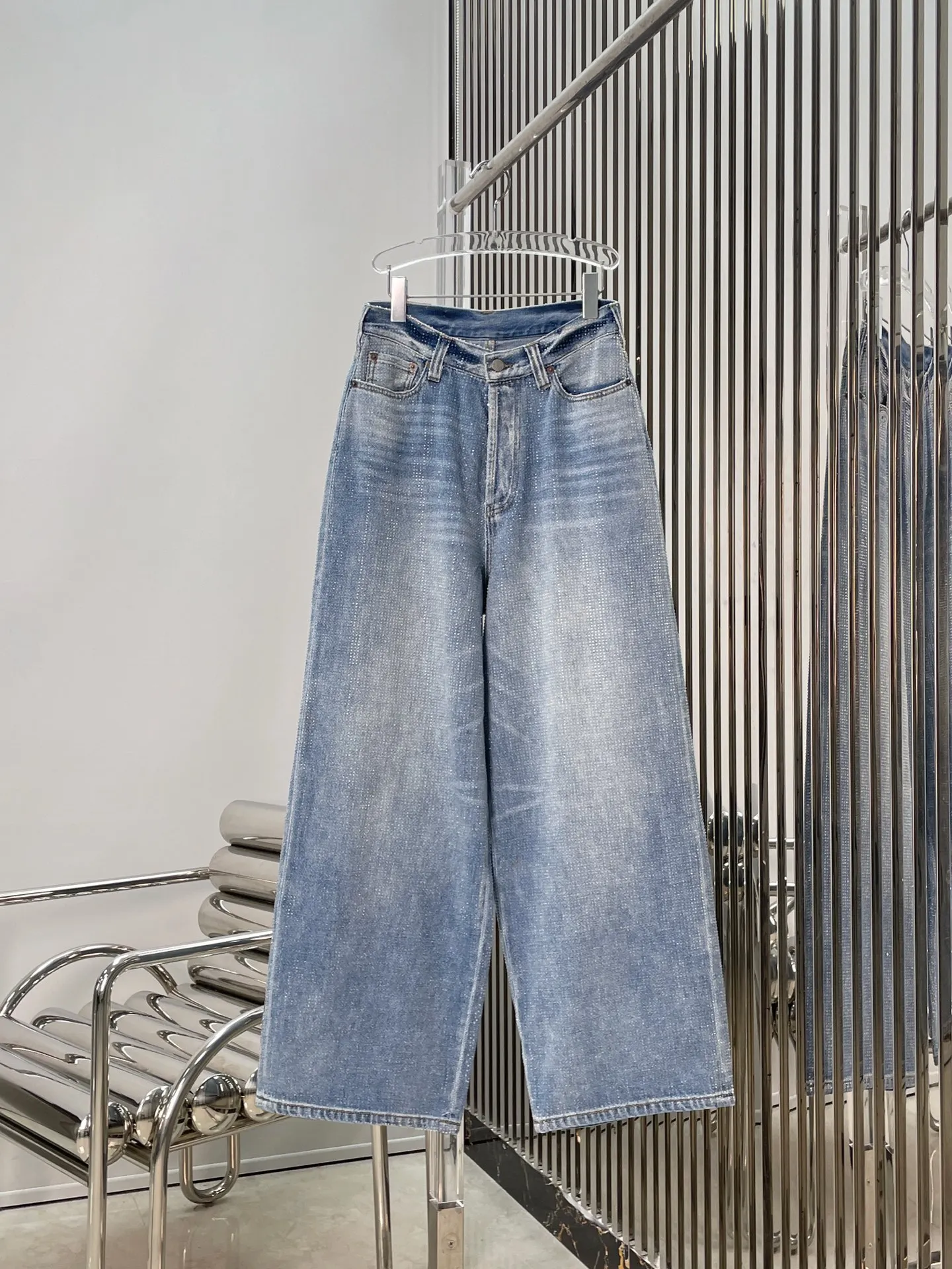 

Women's High Waist Wide Leg Jeans Fashionable Versatile Slimming Casual Heavy Drill Washed Blue Denim Trendy New Style