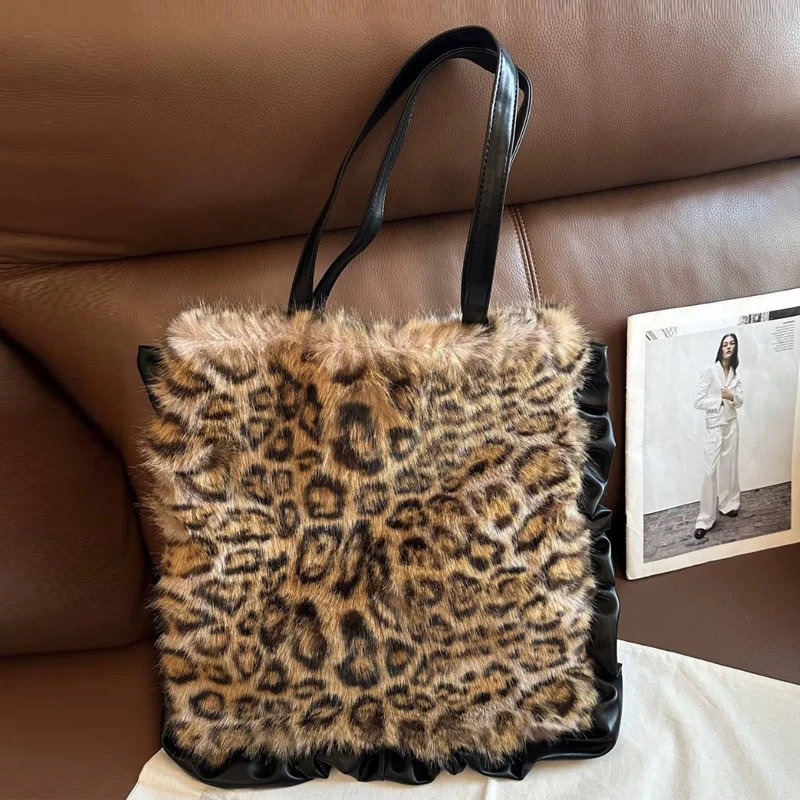 

Модные тонкие сумки-тоут из искусственного меха для женщин, роскошная дизайнерская сумка-кошелек 2025 года, новинка с леопардовым принтом, кружево с рюшами на плечо
