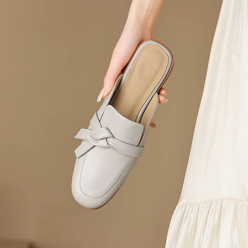 

Roomier Fit Mules with Genuine Leather: Discover Lightweight, Handmade Comfort in Japanese-Korean Style