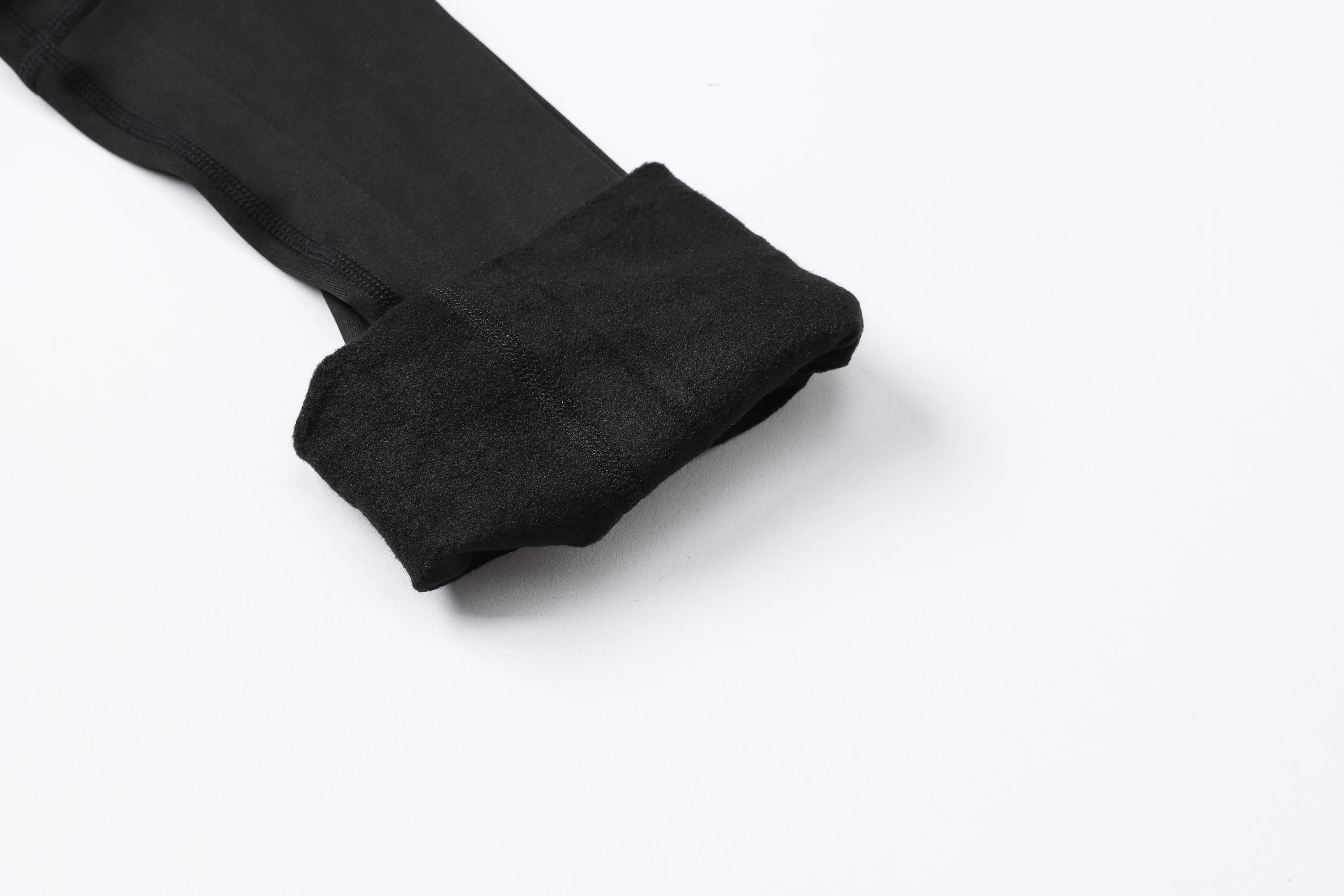 YKYWBIKE Thermische Winter‑Radhose mit Steg Atmungsaktiv Warm Trägerhose für Rennrad MTB Kaltwetter‑Fahrten 5‑15°C – Detail 12