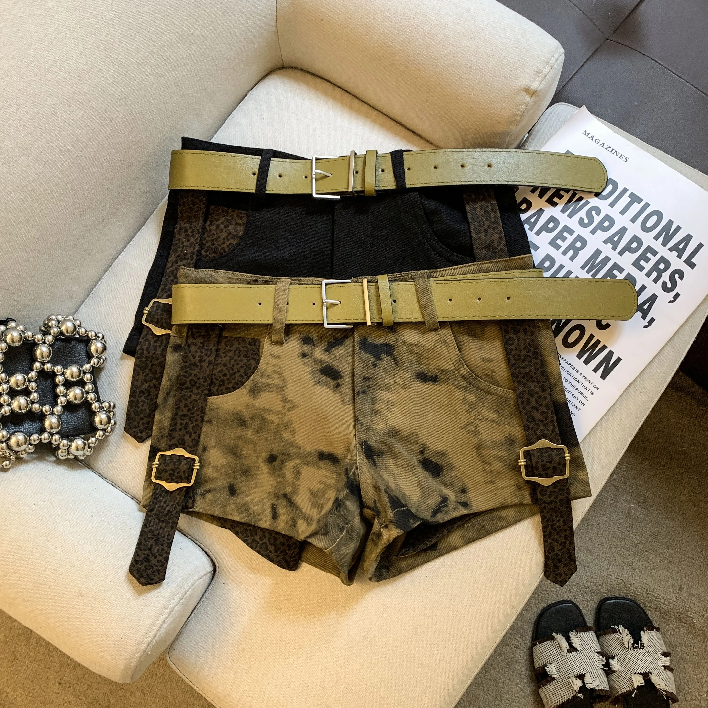 

Women's Summer Low Waist Leopard Denim Shorts Lady Streetwear Cool Girl Straight Denim Short Pants