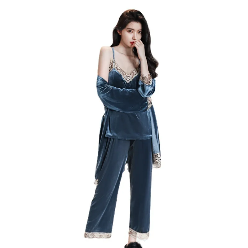 

Women's Autumn Winter Golden Velvet Pajamas Set - Sexy Lace Suspender 3-Piece Loungewear with Breast Pads