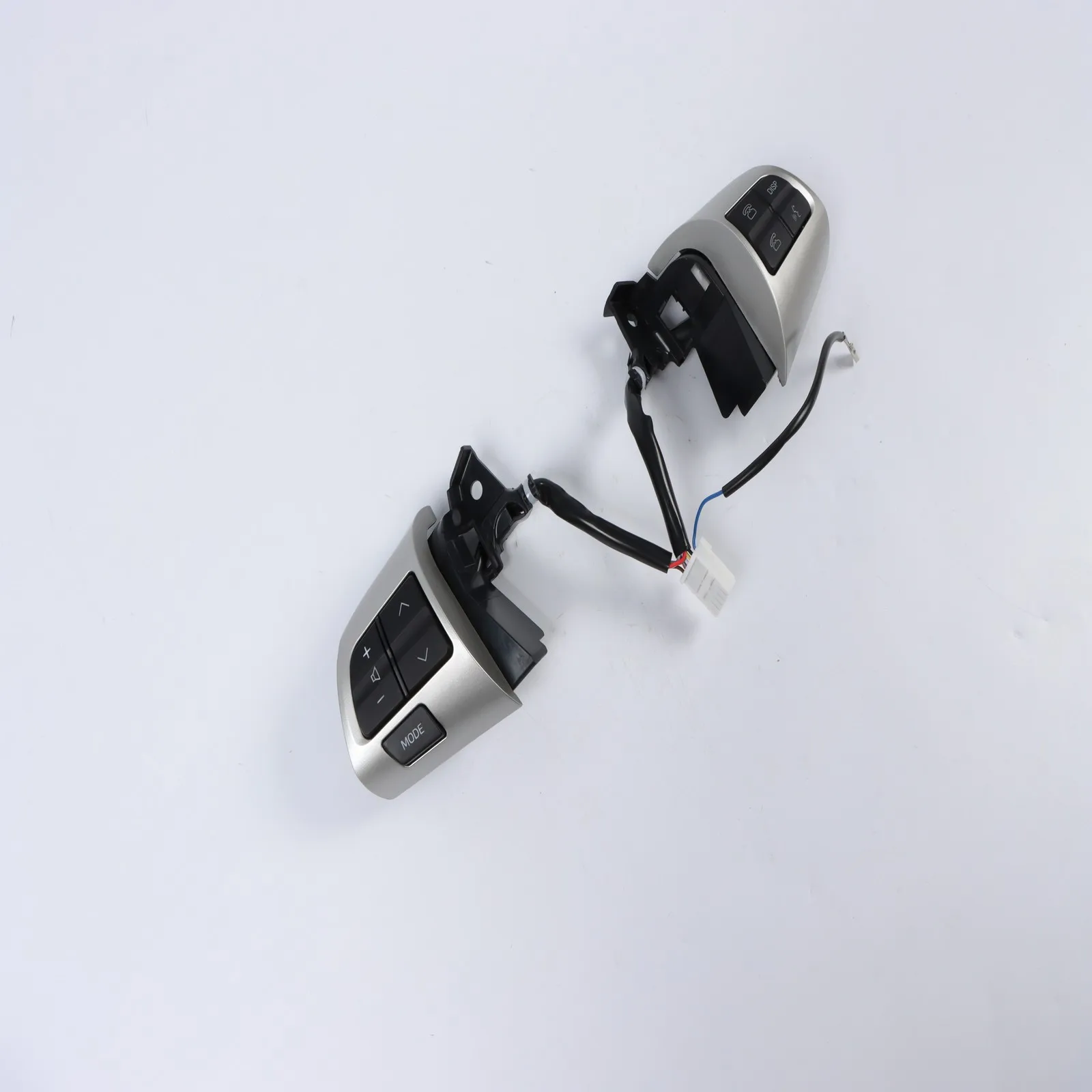 

Переключатель управления рулевым колесом для Toyota Corolla 2010-2013 OE 84250-02230, прямая замена