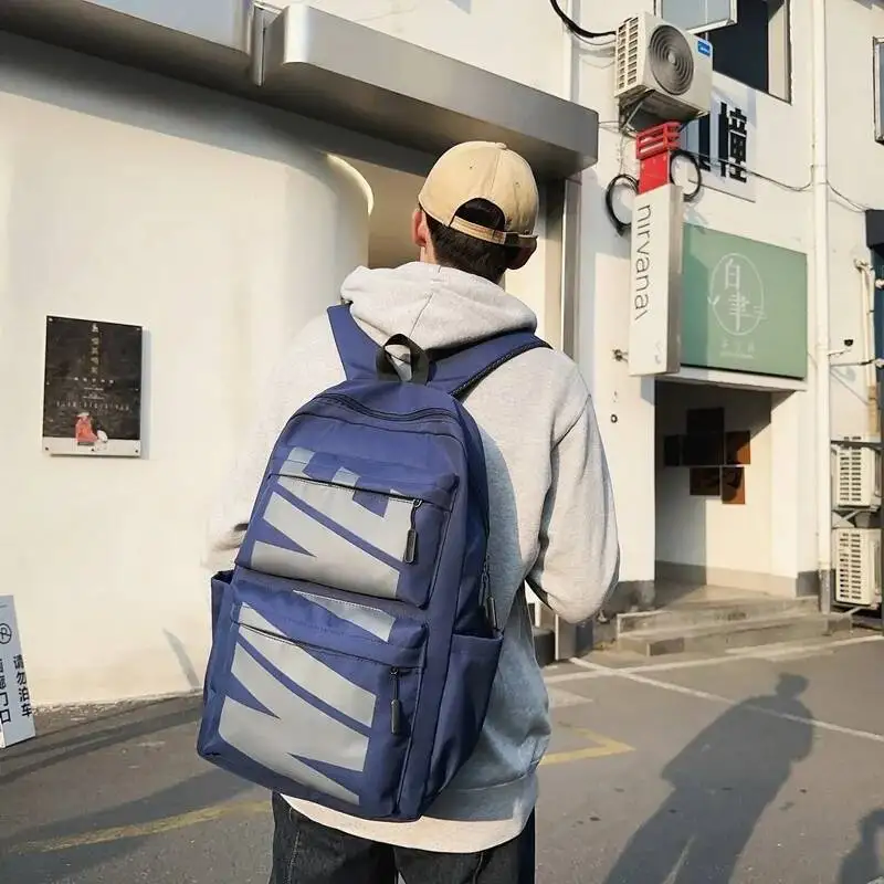 

2025 модный рюкзак для ноутбука хорошего качества, простой и элегантный для мужчин, модная повседневная простая дорожная сумка большой вместимости