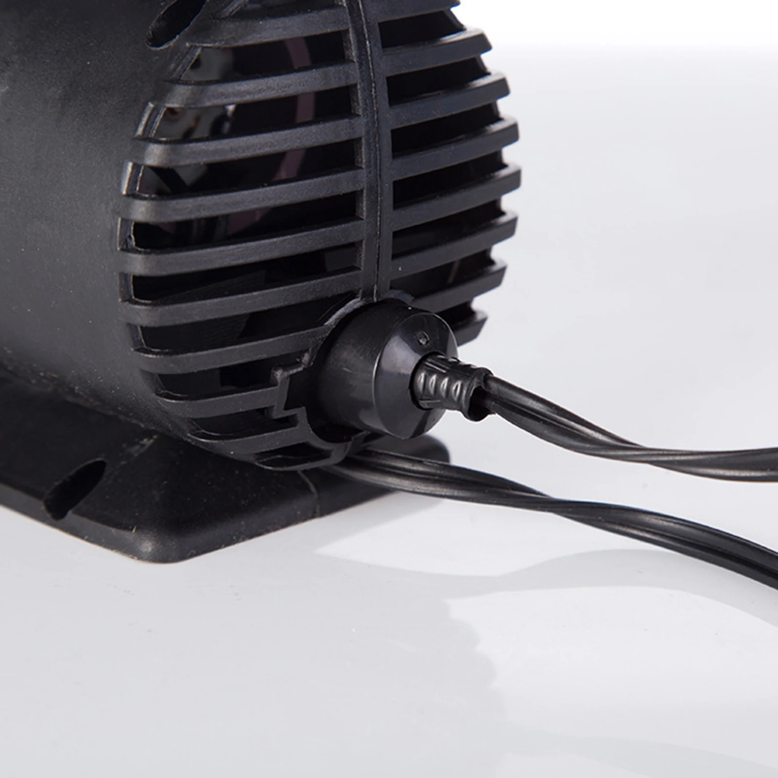 Air Pump Mini Car Air Compressor 300PSI 12V Mini Air Compressor Auto Car Electric Tire Air Inflator Pump Mini Air Compressor view 3