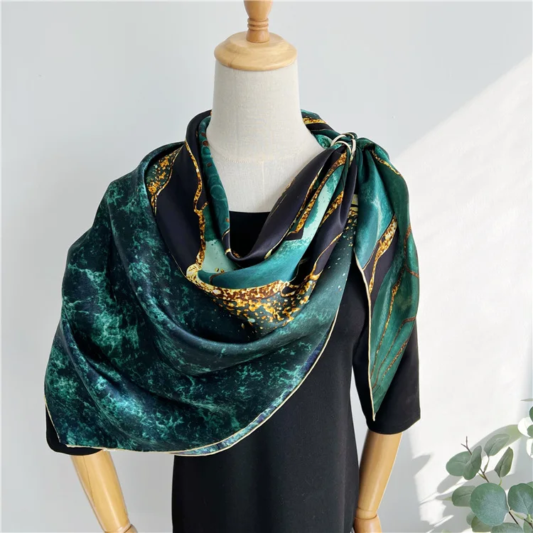 Green Natural Mulberry Scarf Wrap Shawls 110CM Silk Square Scarves Large Hand Rolled Edges Foulard En Soie