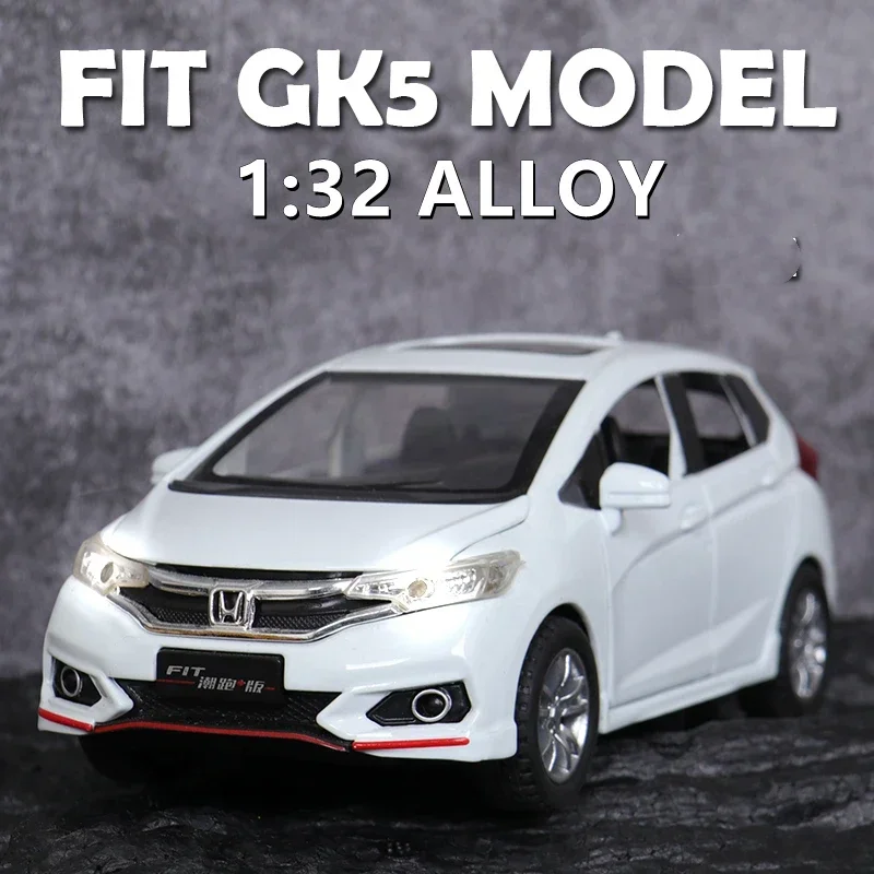 1:32 HONDA Fit GK5 Model mobil sport, mobil mainan logam paduan Model Diecast, koleksi simulasi suara dan lampu hadiah