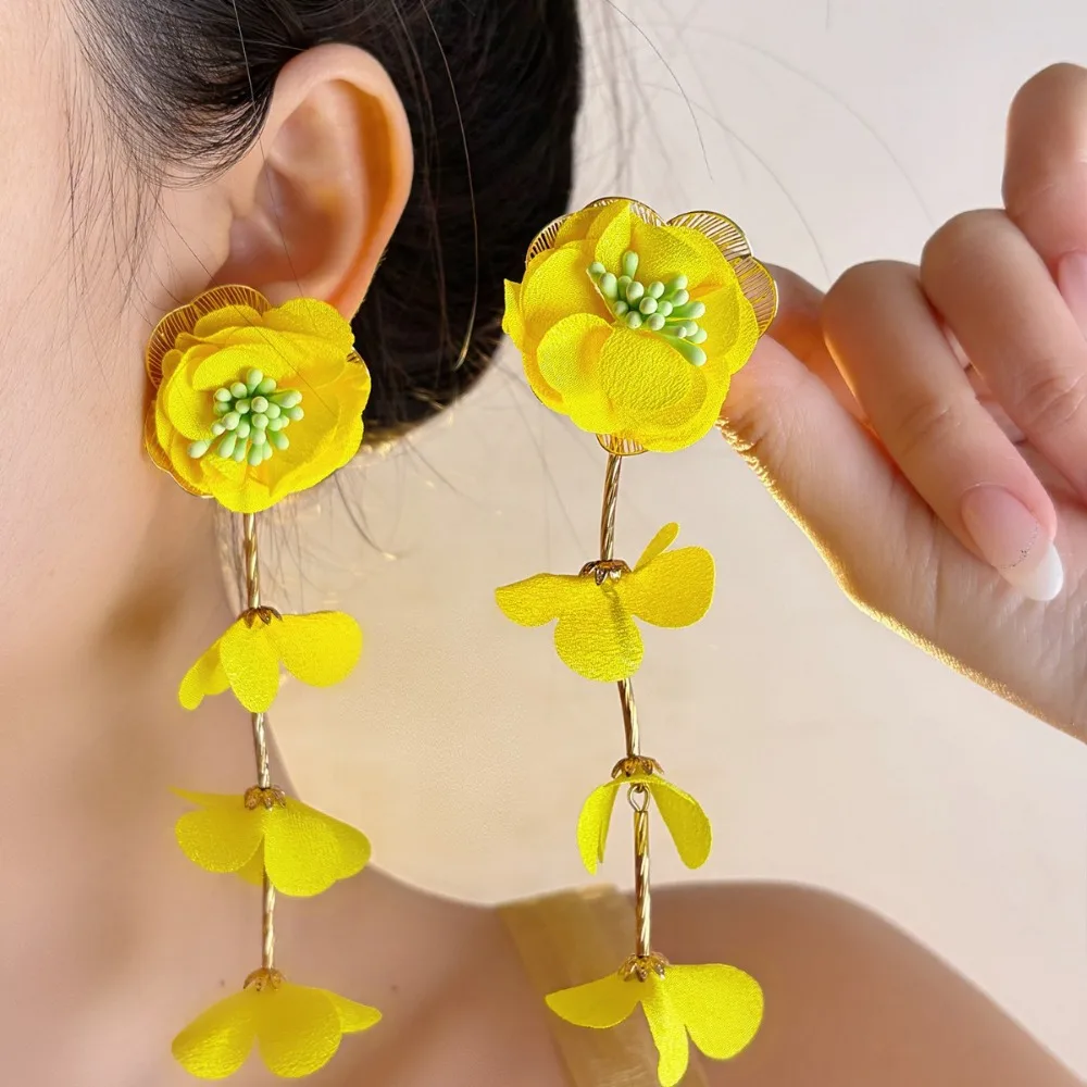 

Holiday Style Flower Earrings Colorful Dopamine Tassel Pendant Earrings Niche Design Accessories for Women