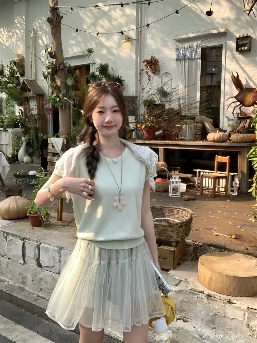 

Elegant Green Short Sleeve Knitted Sweater Women's Loose Half Skirt Short Skirt Three Piece Set Summer Fashion Ensemble